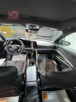 هیۆندای ئەلەنترا